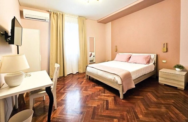 City Love Rooms - Pink