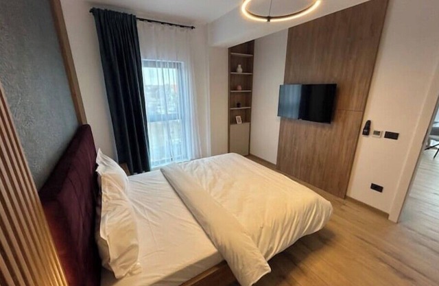 City South Apartments 6 Free Parking