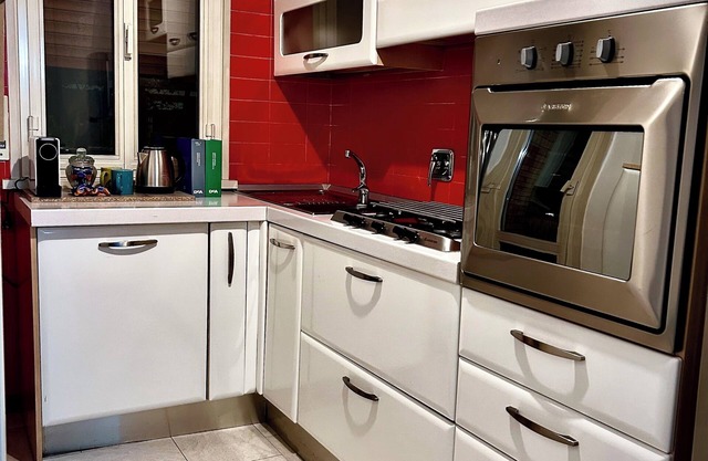CIVIC 52 a comfortable and relaxing apartment. Located in the Appio district