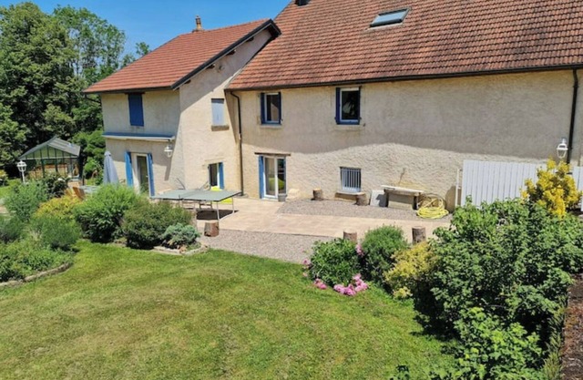 Clém de Baslieres' farm (sleeps 15)