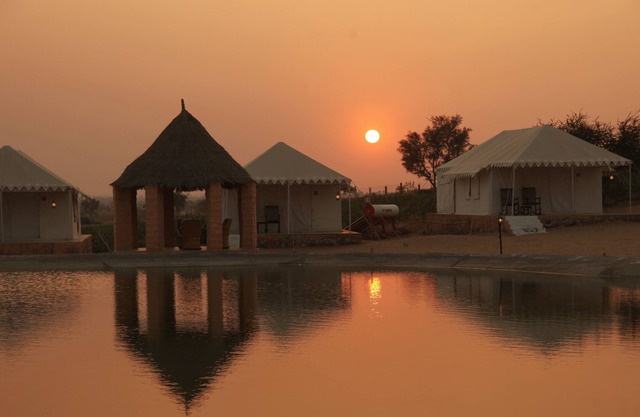 Clarks Exotica Luxury Tents, Dechu