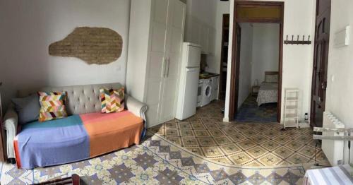 Classic apartment near the sea