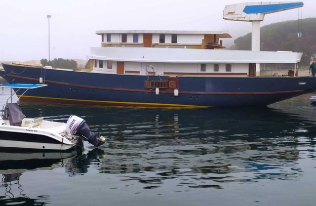 Classic Yacht Yanika