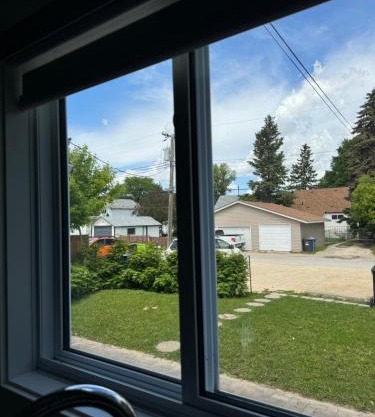 Classy single family house, walk to St Boniface