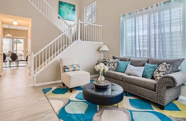 Clean and luxurious 3 bedroom & 2 Living room house