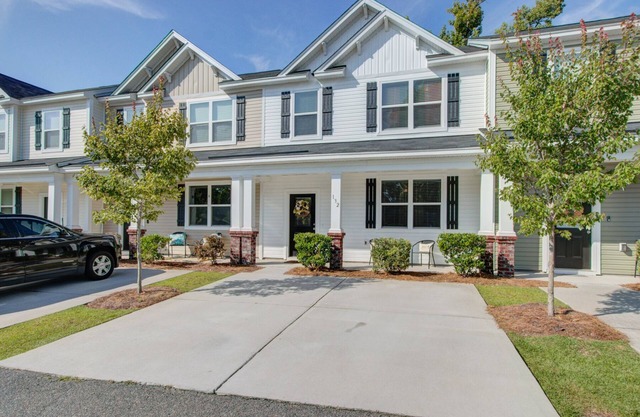 *CLEAN Family Fun house!