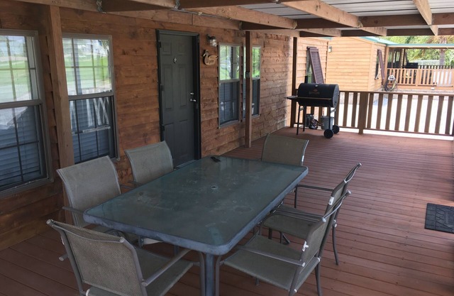 "Clean/Maintained Fully Furnished Lodging" -Speckled Trout