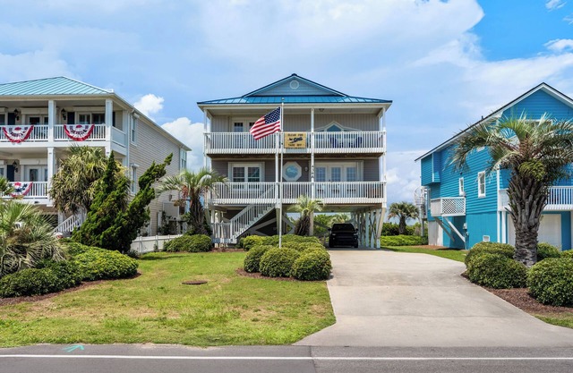 Clear for Take Off: Glorious Marsh Views, Easy Beach Access