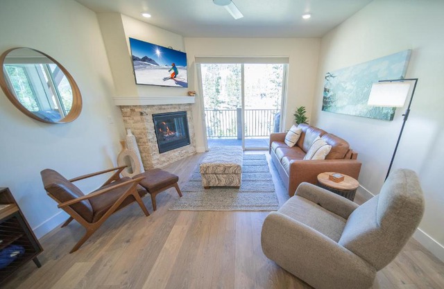 Clearwater Lofts Bldg 2 302 by SummitCove Lodging
