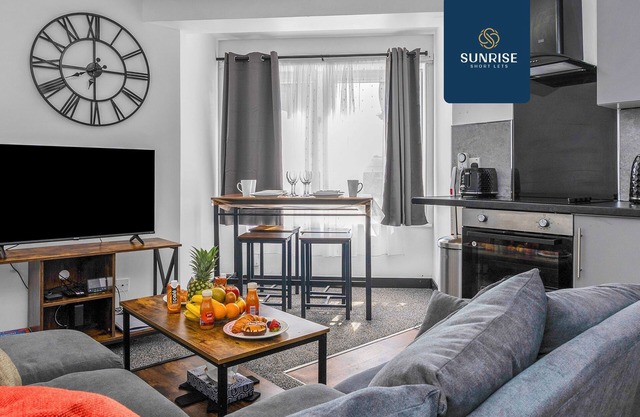 Cleppie Court - 3 Rooms, 4 Beds.