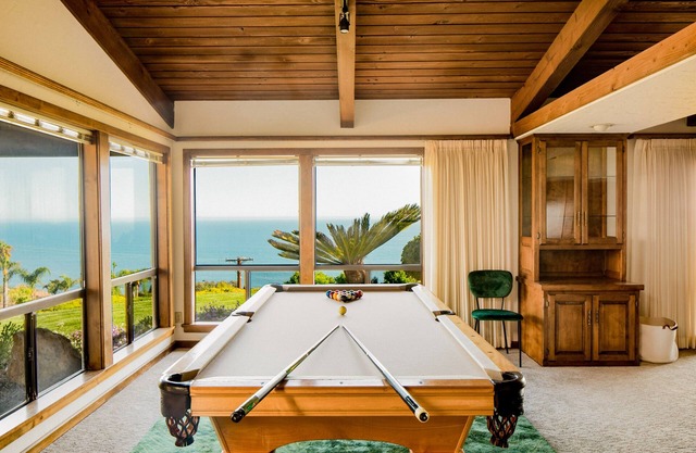 Cliffridge by AvantStay | Lush Malibu Hills Estate w/Breathtaking Ocean Views