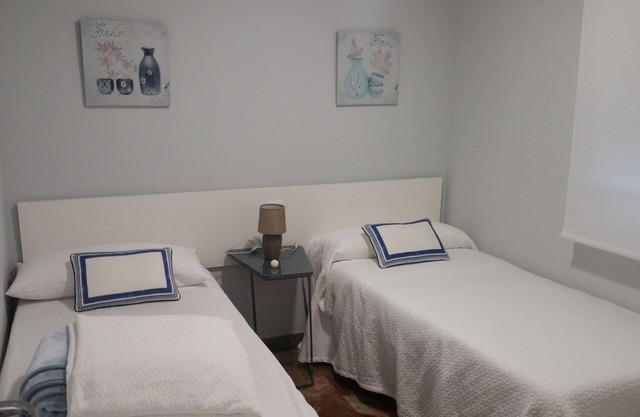 CLIMATIZED APARTMENT WITH GARAGE AND POOL