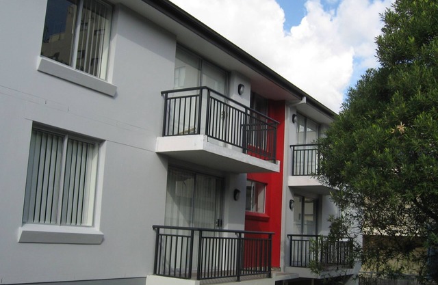 Close to the heart of Parramatta, Westmead Hospital nNew Parramatta Light Rail.