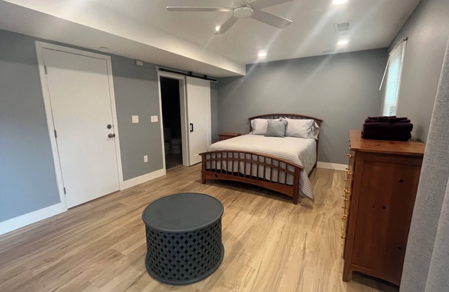 CLOSE TO VT - New renovation-4 bedroom townhouse-near a bus stop-with parking!