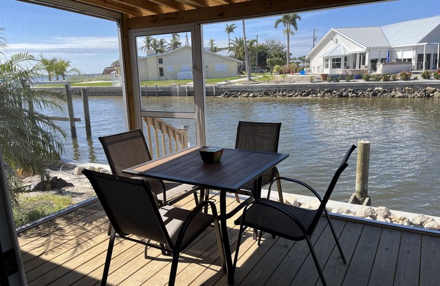 Closest Inn to Deep Water in St James City. Perfect for monthly rentals!
