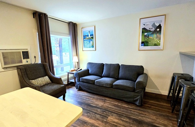 Cloud 9 Inn