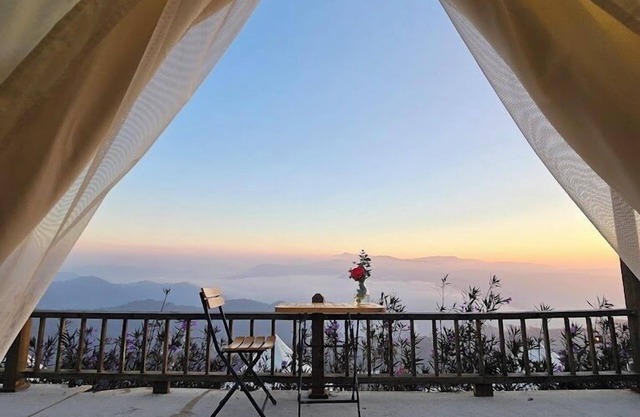 Cloud9 & Cloud View Glamping