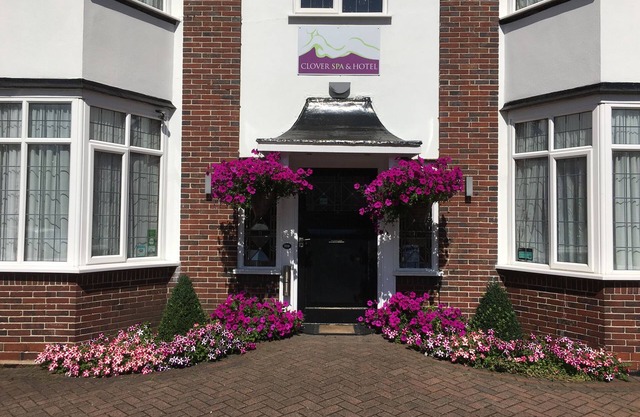 Clover Spa and Hotel