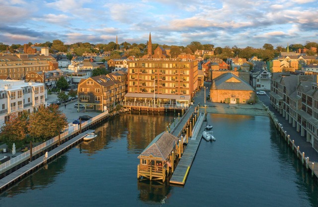 Club Wyndham Inn on the Harbor