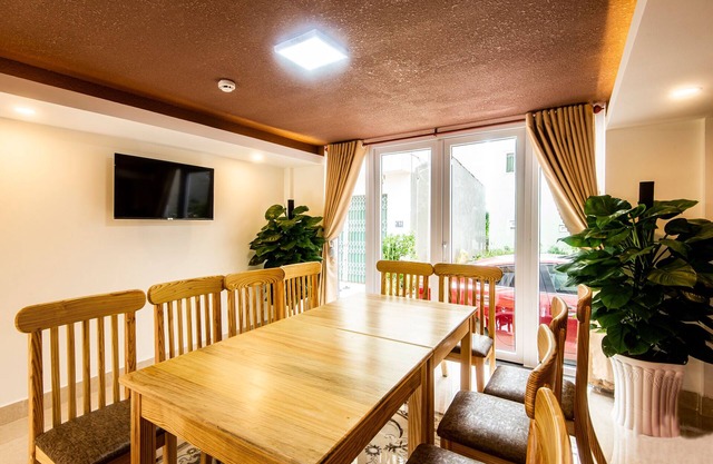 CoCo Hotel Kinh Chao Quy Khach