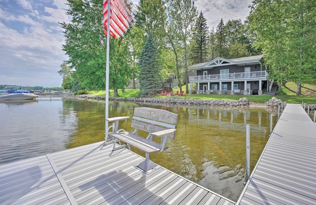 Coldwater Family Retreat w/Boat Dock & Grill!