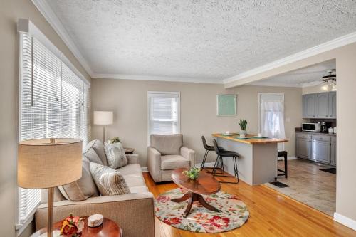 Colonial Village Retreat 2BR home