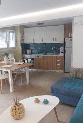 Colorful House Tsoutsouras