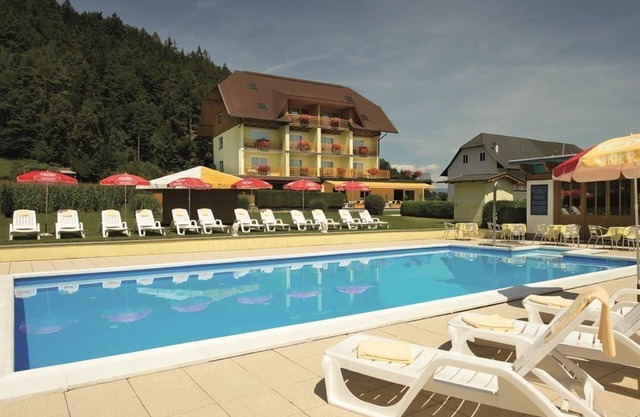 Comfort double room with pull-out couch - Hotel Turnersee