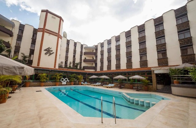 Come Create Memories w/Fun-filled Adventures at this Paradise! Outdoor Pool!