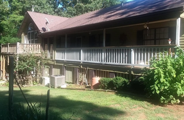 Come enjoy fishing, R&R or visit with family come visit!