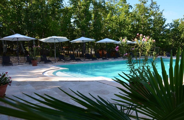 Comfort cottage in a 5* Nature et Calme estate B02