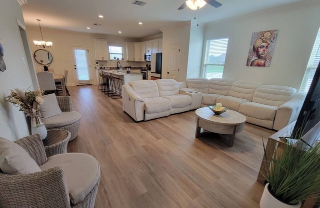 Comfort and Style Stay at Sunset Hideaway - WCN226