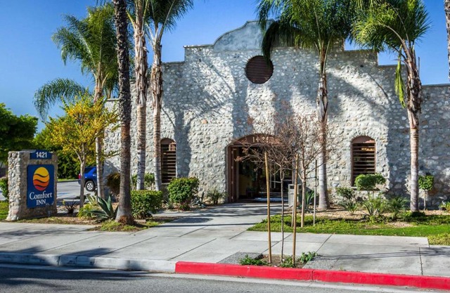 Comfort Inn Pomona near Fairplex
