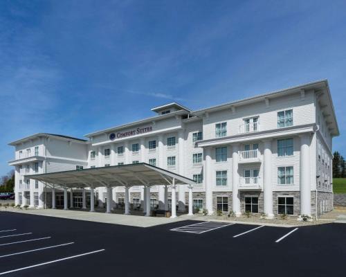 Comfort Suites DuBois Country Club