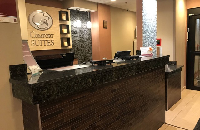 Comfort Suites Monaca