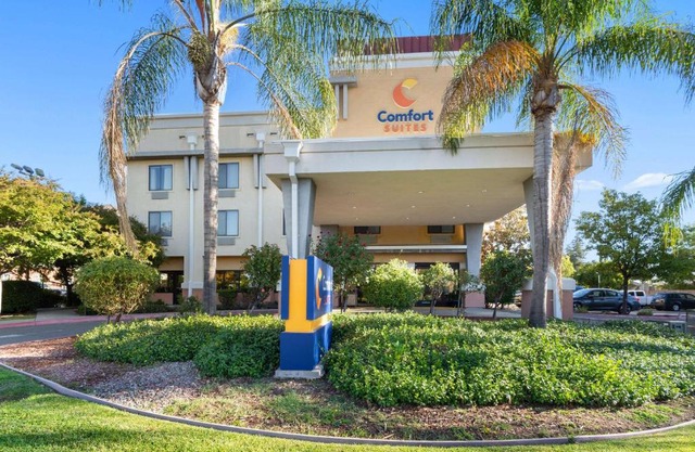 Comfort Suites Vacaville-Napa Valley Area