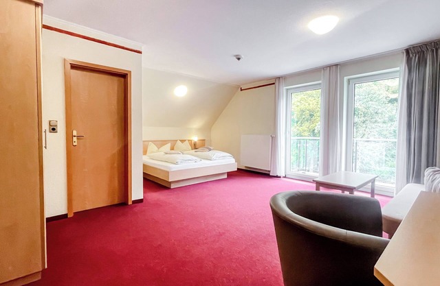 Comfortable and versatile room -perfect for relaxation, work and exchange