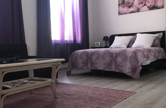 Comfortable apartment Toison d’or