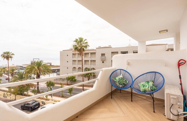 Comfortable Apartment with Terrace and Pool in Playa Paraiso