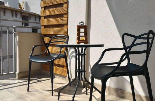 Comfortable apatrament with a large balcony , WiFi