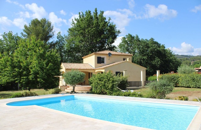 Comfortable holiday home with pool