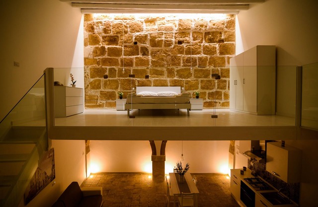 Comfortable loft in a classic Sicilian courtyard near the sea in Avola, Sicily