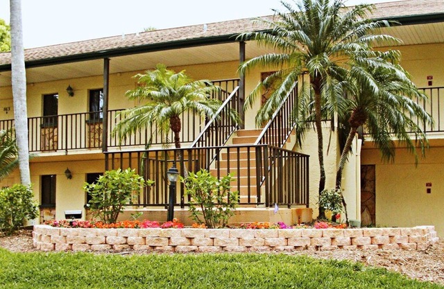 Comfortable Resort in Lehigh Acres, Florida - One Bedroom Condo (#1)