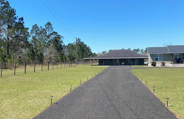 Comfy Countryside Guest House in Naylor