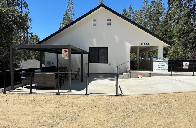 COMING SOON 4 Unit Spacious Multi-Family Retreat in enchanting Shaver Lake!