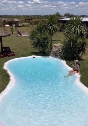 Complejo "La Roca" - Cabañas y Hospedaje