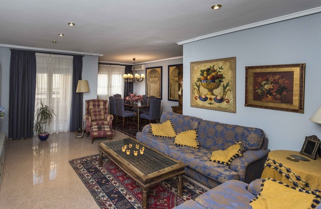 Complete Apartment with covered Parking, Wif and 2 Smart Tv