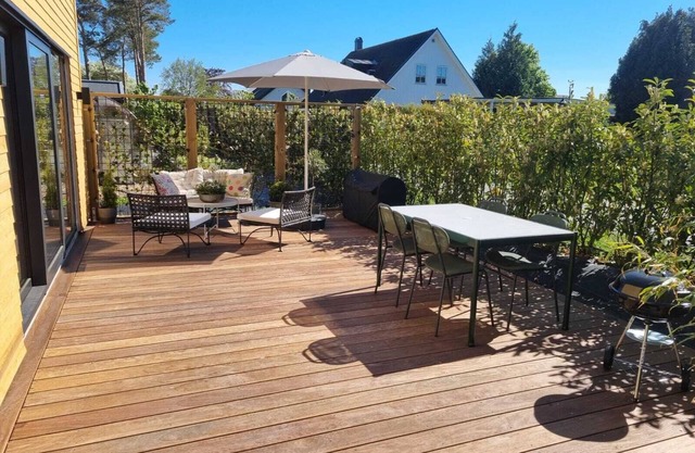 Complete Privacy - Steps from the Beach