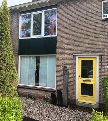 complete woning met zonnige achtertuin