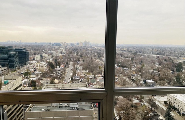 Condo Apartment in North York, Yonge & Sheppard subway station